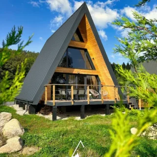 Chalet Aslan – Un refuge atypique à Gérardmer chalet jacuzzi Gérardmer ASLAN avec spa et sauna privatifs